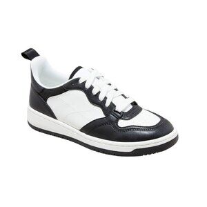 NWT wild fable Womens Netty Fashion Sneakers with Memory Foam Insole Black 11M